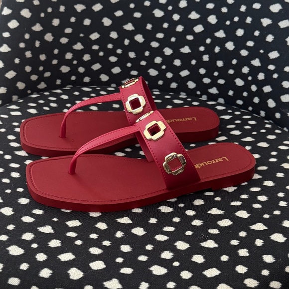Larroudé Milan Grommet Thong Sandals - Scarlet 10/11 - Picture 1 of 8